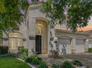 11751 Gold Parke Ln, Gold River, CA