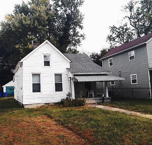 1st image of 811 Charles Ave