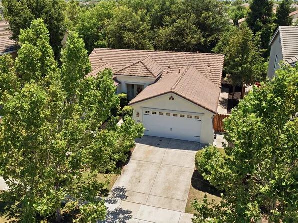 1358 Table Mountain Dr, Plumas Lake, CA 95961