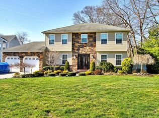 23 Melissa Ln, Howell, NJ 07731