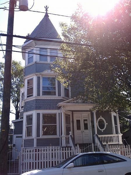 1st image of 186-188 Littleton Ave