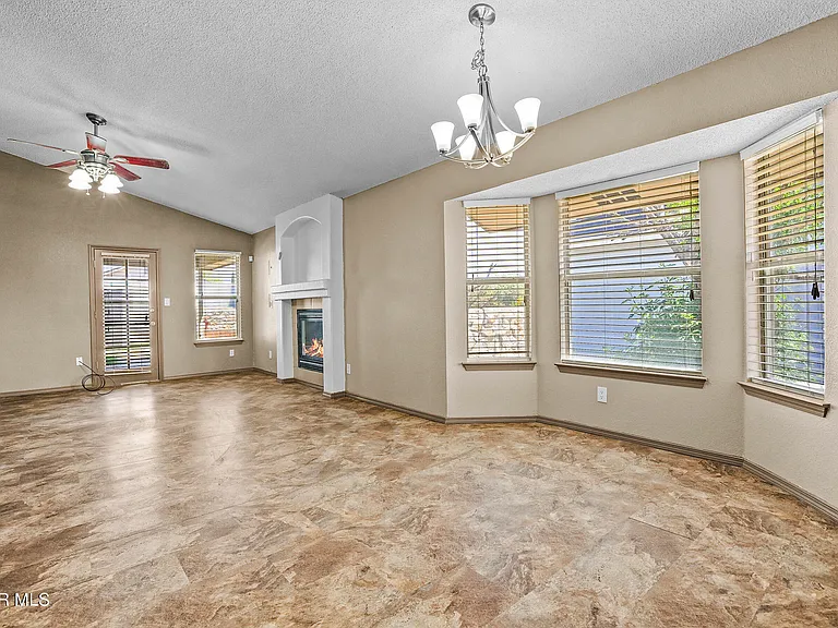 14069 Lago Seco Dr — Photo 36