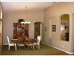 4th image of 2813 Laurel Leaf Dr
