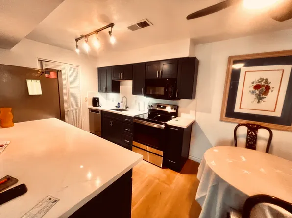 1909 E Orange Dr, Phoenix, AZ 85016