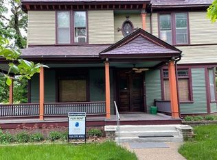 696 18th St APT 4, Des Moines, IA 50314
