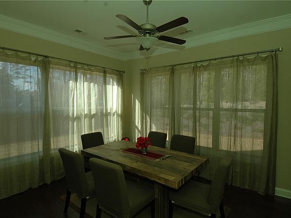 5th image of 2575 Walden Estates Dr
