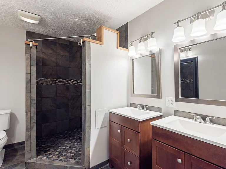 5957 Warrenpark Ln — Photo 13