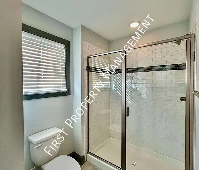 2320 Ashmore Ave — Photo 37