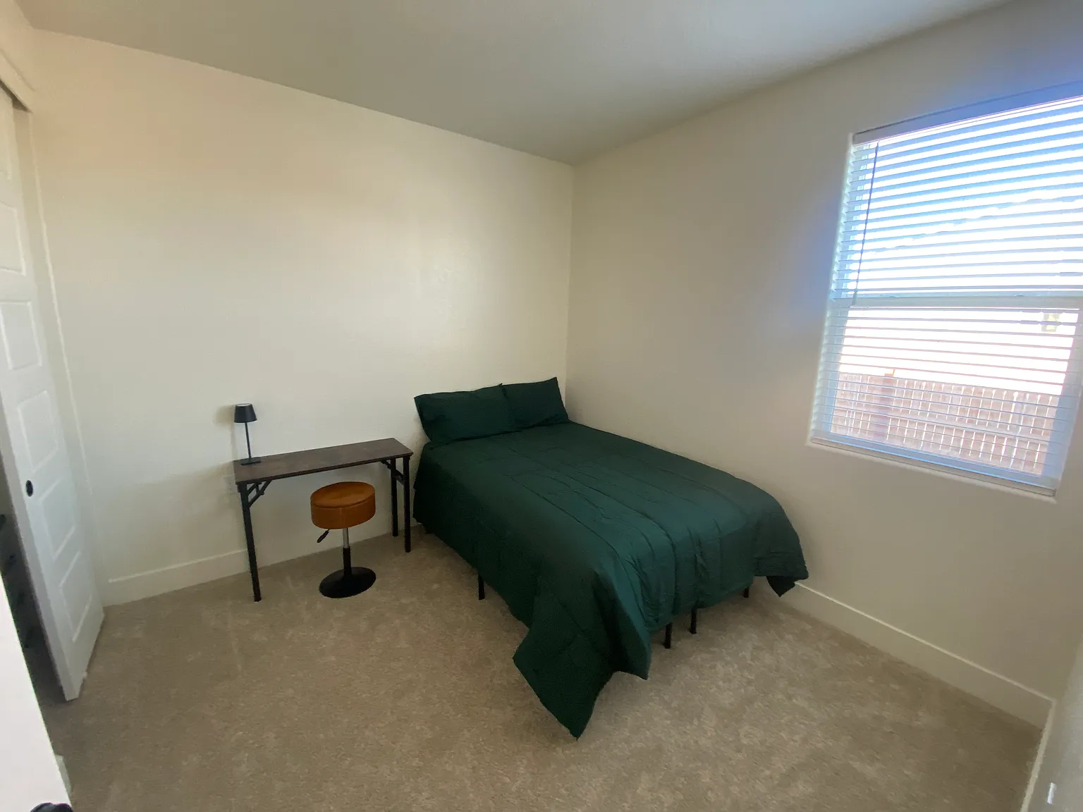 4 bed, 1509 sqft, $850 — Photo 3