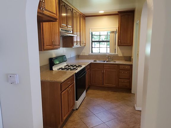 3rd image of 13451 Camilla St #F