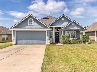 2037 Mountain Wind Loop, Bryan, TX 77807