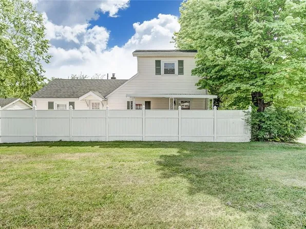 147 Vine St, Fairborn, OH 45324