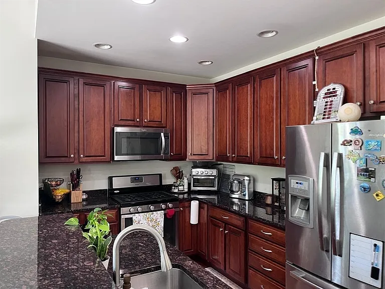2115 Simeon Howard Way #2115 — Photo 9