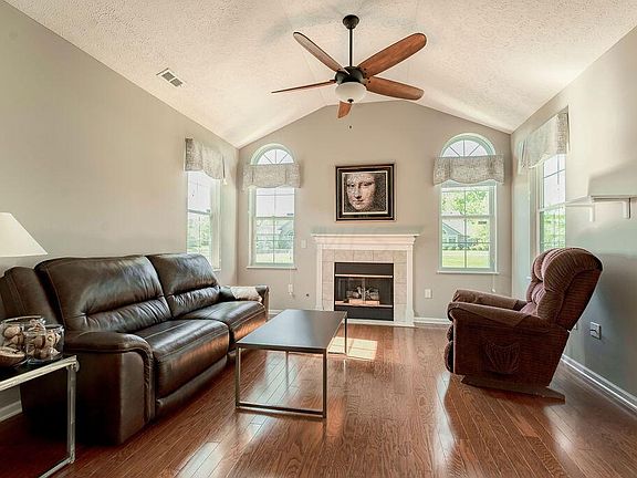 3rd image of 6110 Brickside Dr #18