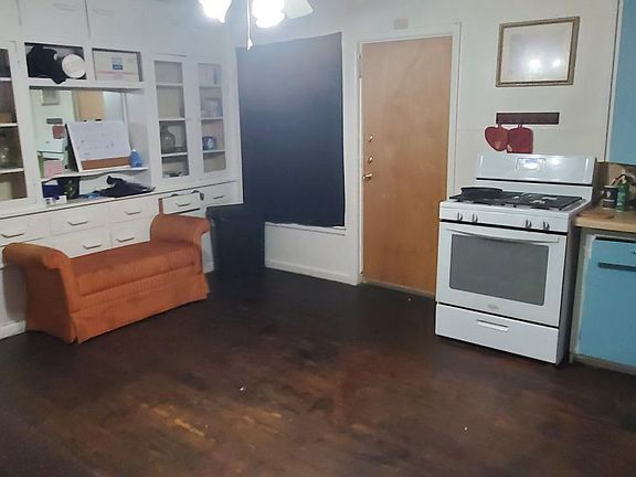 5th image of 841 E North St