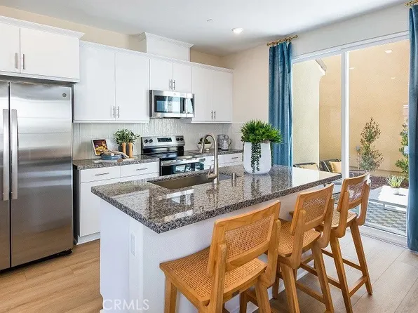 1751 Eagle Rd, Rialto, CA 92376