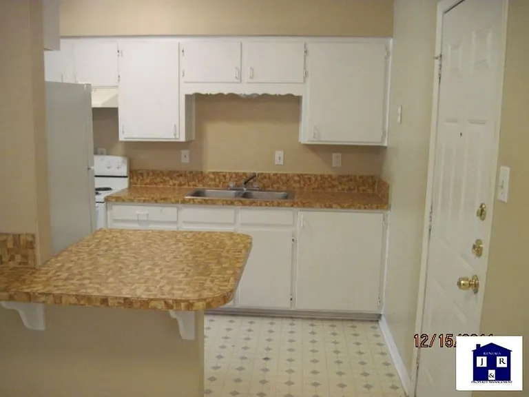705 Traci Dr — Photo 10