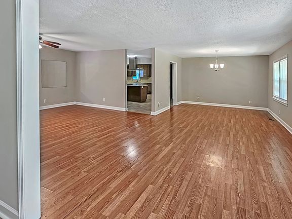 5th image of 5949 James Rd