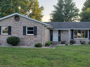 2040 Megrue Dr, Lawrenceburg, IN 47025