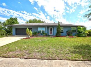 216 Meadow Hills Dr, Sanford, FL 32773