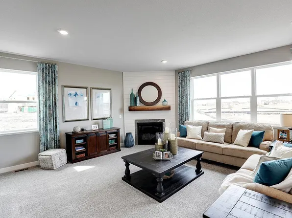 1519 Clover Preserve Way, Chaska, MN 55318