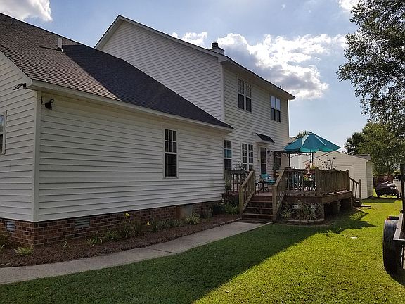2nd image of 819 Winterfield Dr