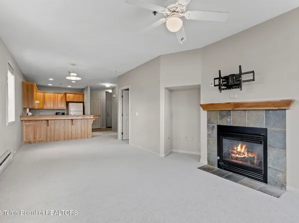 1325 S Highway 89 APT 219, Jackson, WY 83001