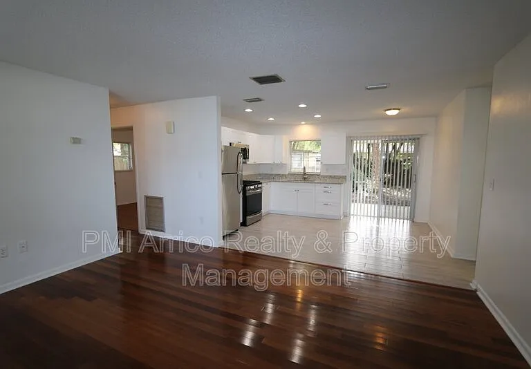 4109 E 99th Ave — Photo 5