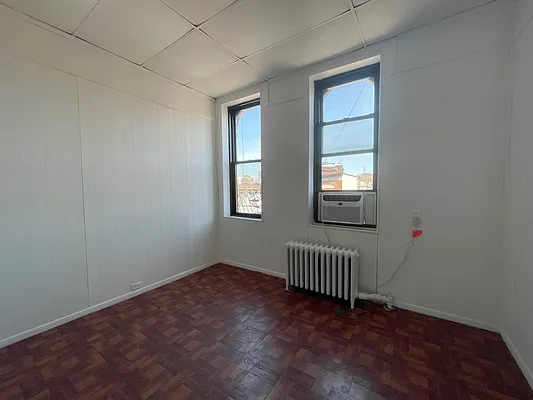 Rented by Compass | media 11