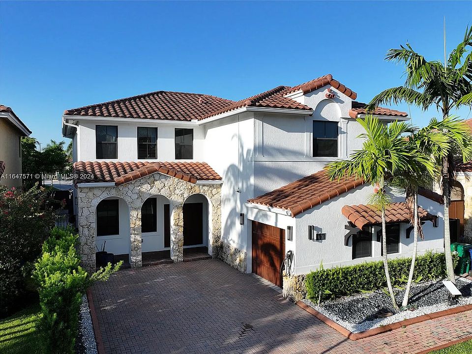 1st image of 9800 NW 10th Ter Unit 9800