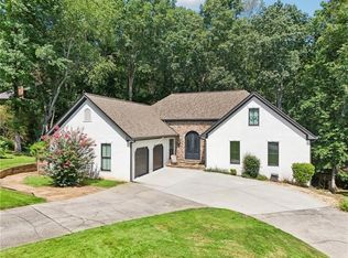 3325 Sweetwater Dr, Cumming, GA 30041