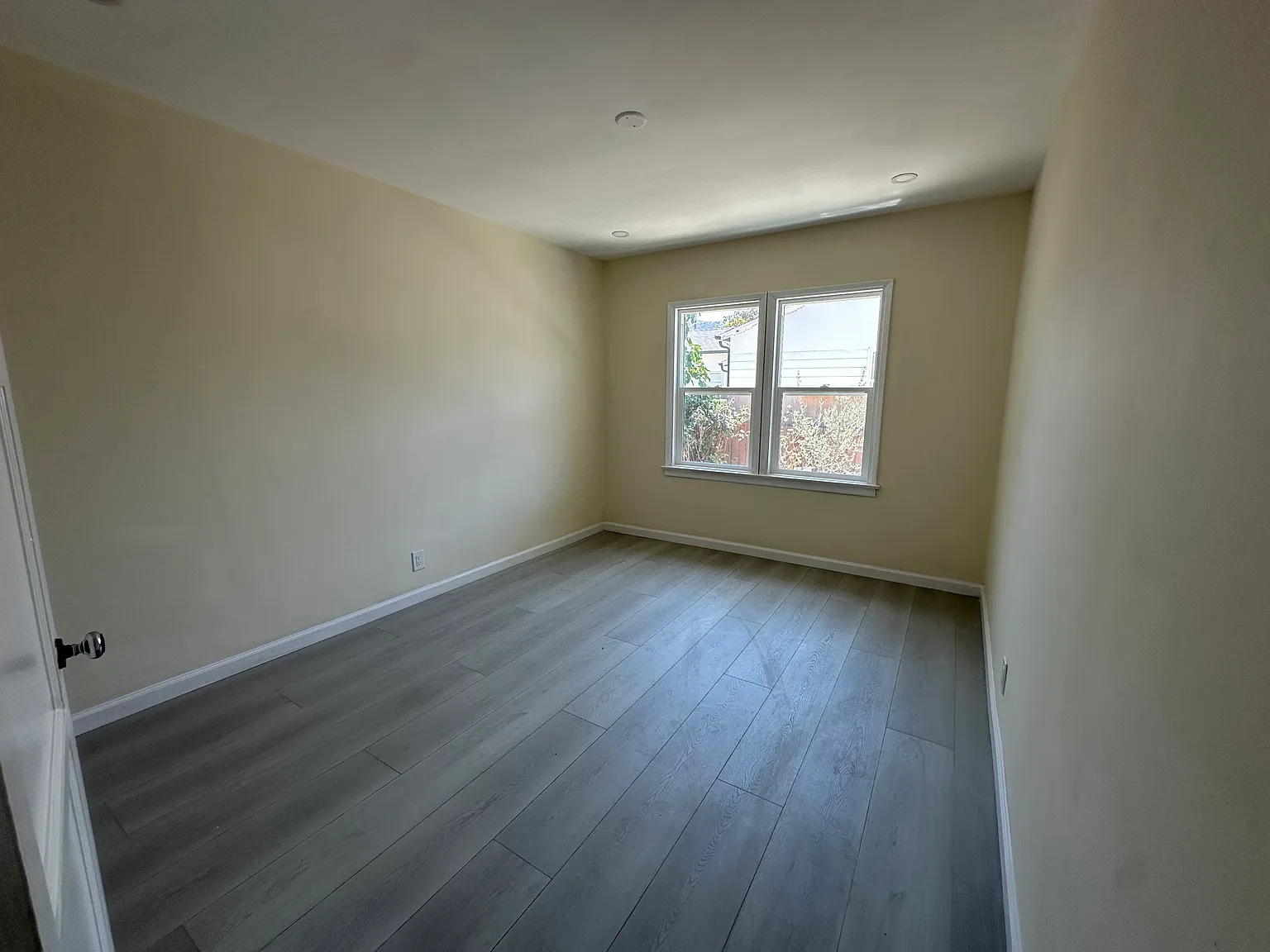 1 bed, 650 sqft, $2,200 — Photo 4