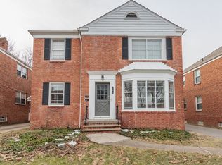 13810 Cedar Rd, University Heights, OH 44118