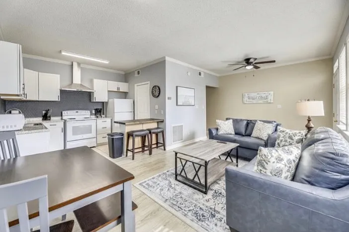 320 Scenic Gulf Dr #121 — Photo 2