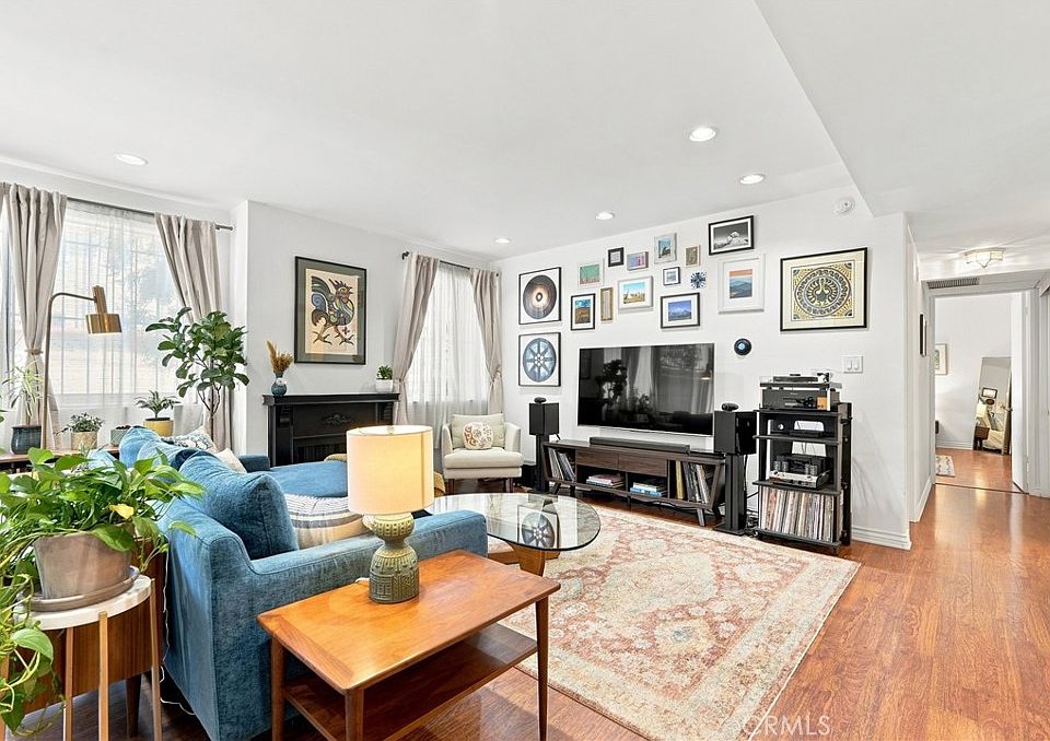 1st image of 3315 Griffith Park Blvd APT 109