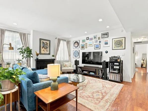 3315 Griffith Park Blvd APT 109, Los Angeles, CA 90027