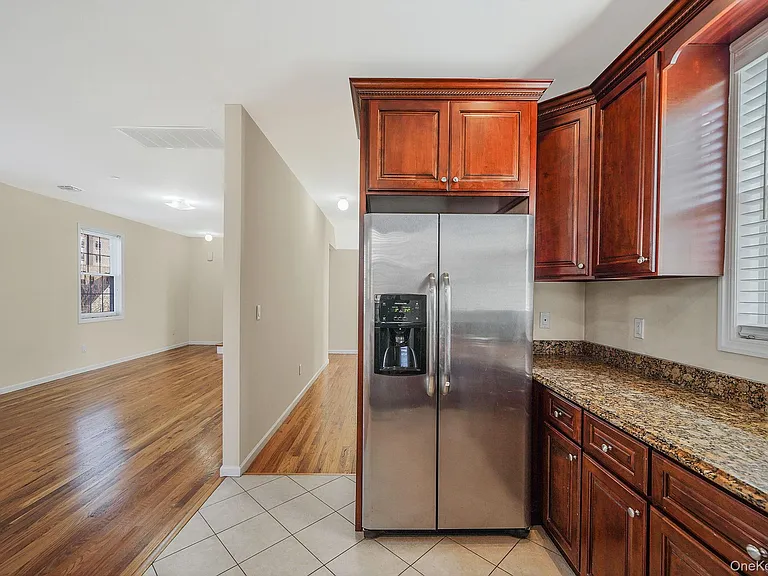 123 Clinton Ave #B — Photo 12