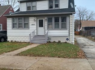 4950 N 19th Pl, Milwaukee, WI 53209