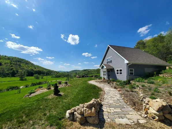 E13804 Compton ROAD, La Farge, WI 54639