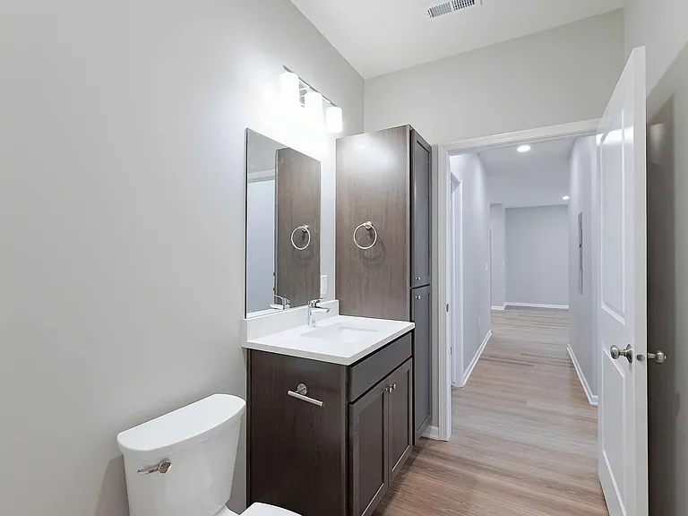 Trailview Apartments at Pioneers Park — Photo 75