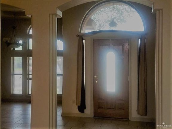 5th image of 4024 Dunlin Ave