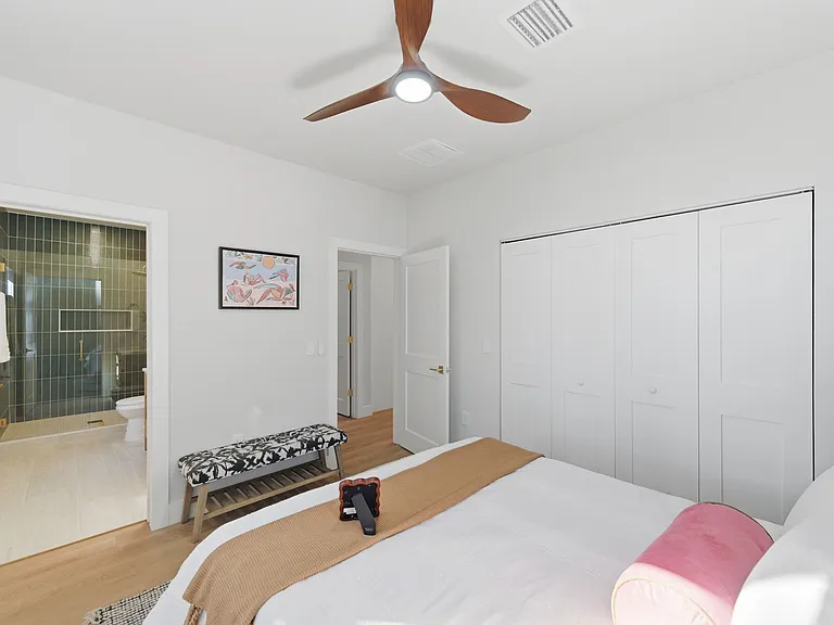 309 E Selma Ave — Photo 13