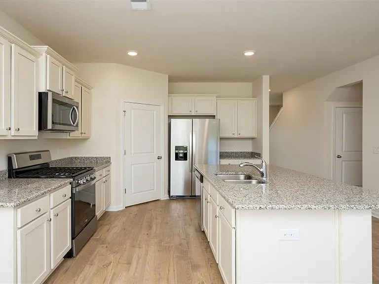 2614 Orion Loop — Photo 12