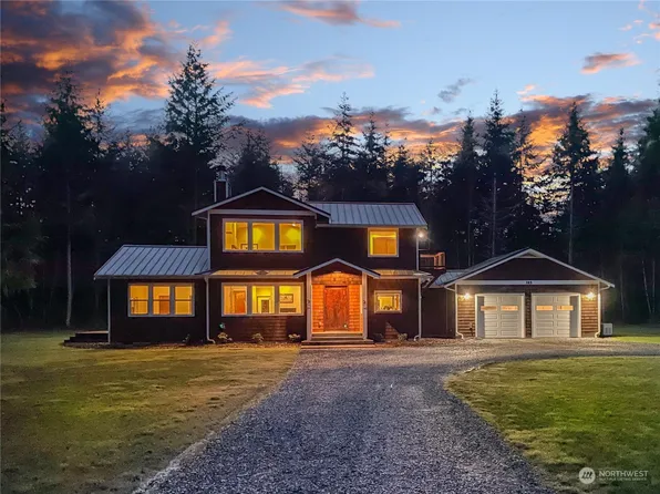 185 Parker Wood Lane, Coupeville, WA 98239