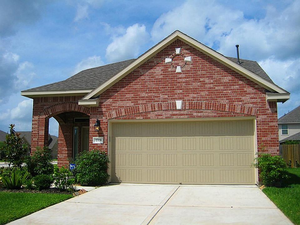 1st image of 1319 Ainsley Way