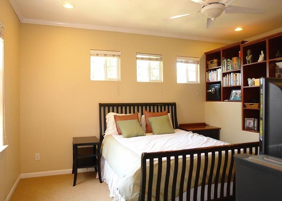 1st image of 402 Marble Arch Ave Unit 3