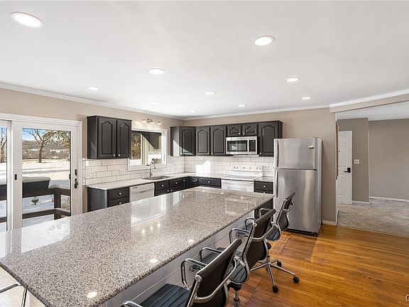 5th image of 4257 Taylor Rd