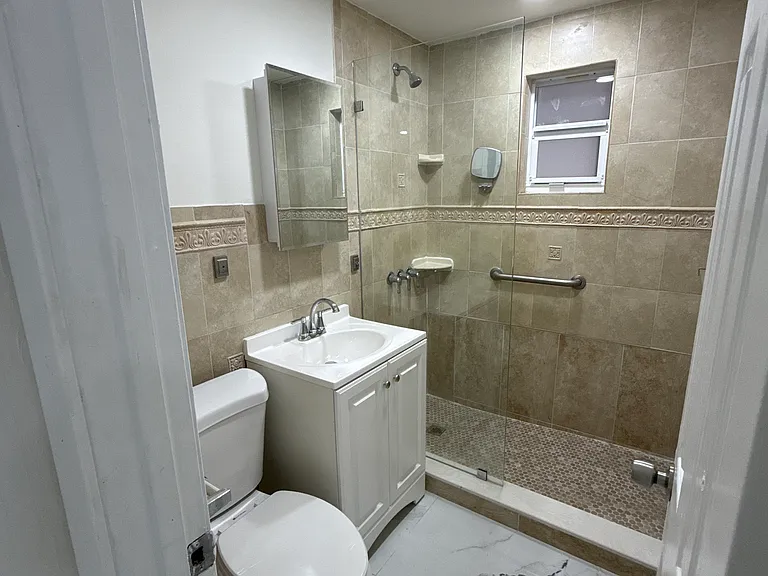 10031 SW 46th St #1 — Photo 7