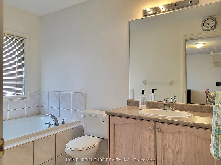 72 Sharon Lee Dr — Photo 16