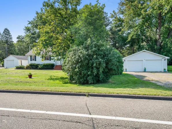 658 County Road F E, Vadnais Heights, MN 55127
